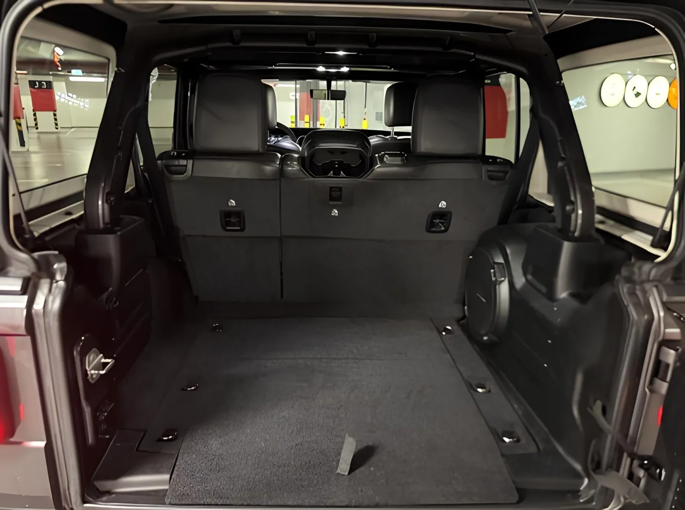 Jeep Wrangler, 2.0 L, 2020 год, 145 000 km, Баку - Цена: 44 900 ₼ - Tunel.az