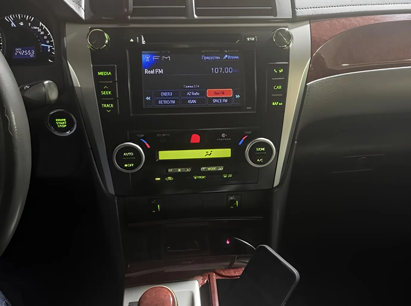 Toyota Camry, 2.5 L, 2013 i̇l, 243 000 km, Bakı - Qiymət: 23 500 ₼ - Tunel.az