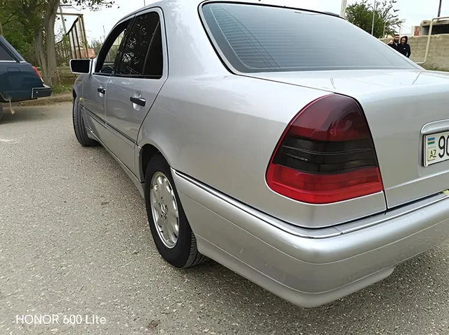 Mercedes C 240, 2.4 L, 1997 год, 394 705 km, Баку - Цена: 11 500 ₼ - Tunel.az