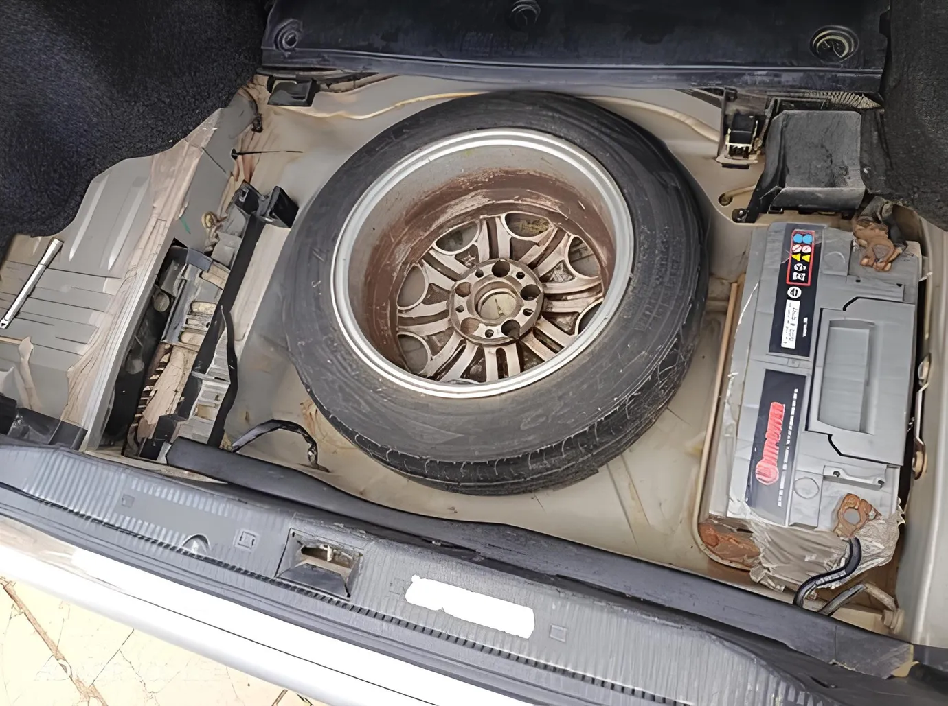 Mercedes C 240, 2.4 L, 1997 год, 394 705 km, Баку - Цена: 11 500 ₼ - Tunel.az