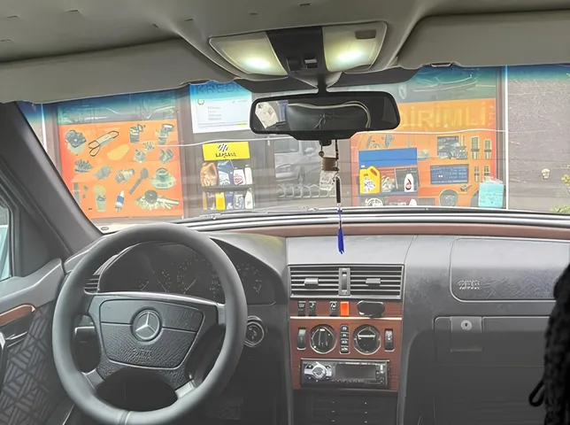 Mercedes C 180, 1.8 L, 1994 год, 700 000 km, Сальян - Цена: 7 000 ₼ - Tunel.az