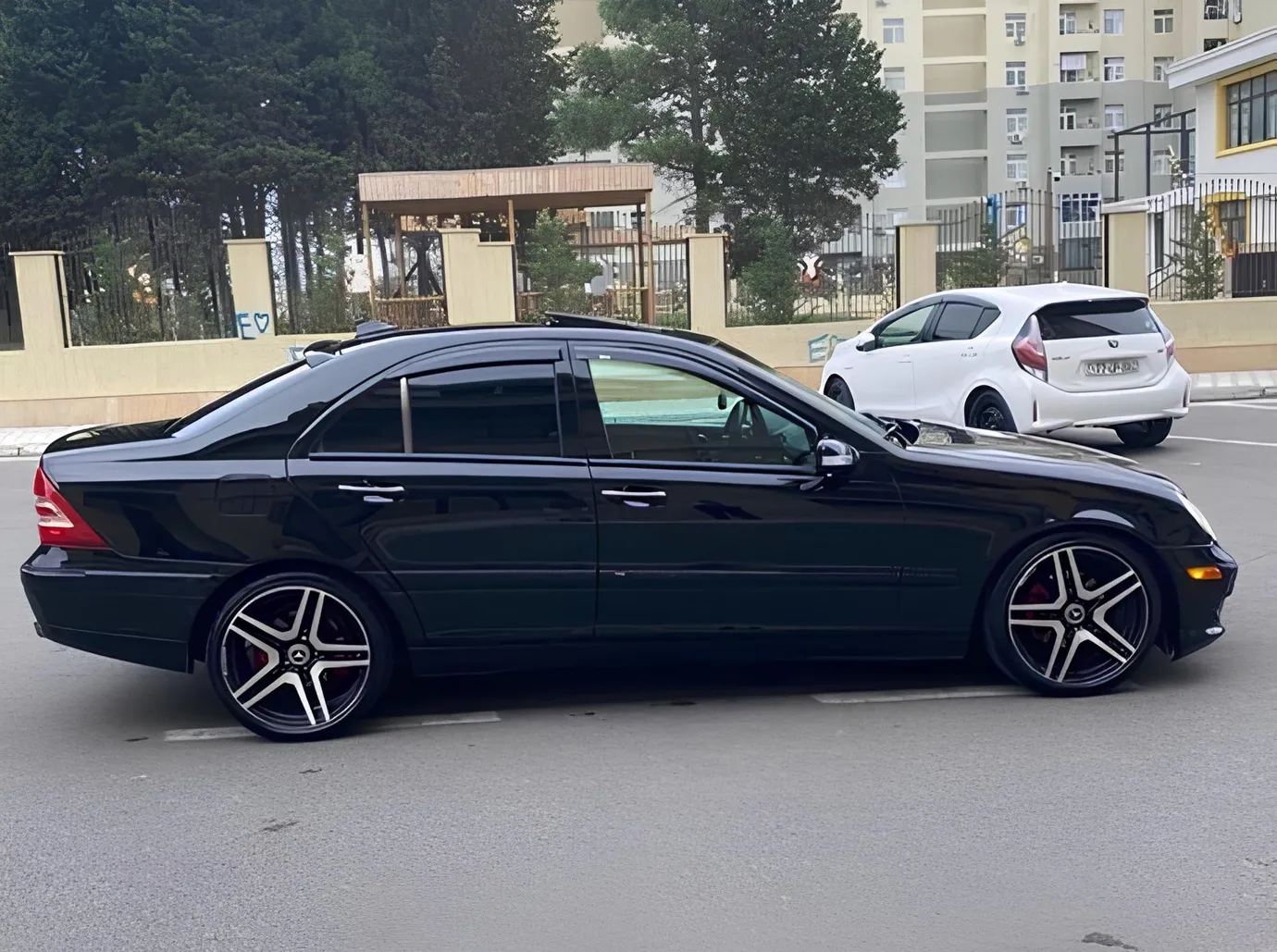 Mercedes C 240, 2.6 L, 2002 baujahr, 261 000 km, Sumgayit - Preis: 10 400 ₼ - Tunel.az