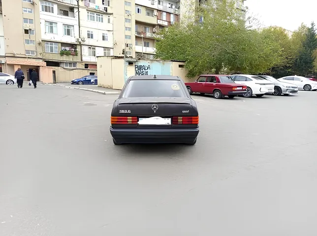 Mercedes 190, 2.0 L, 1990 i̇l, 325 410 km, Bakı - Qiymət: 3 900 ₼ - Tunel.az