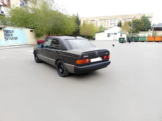 Mercedes 190, 2.0 L, 1990 i̇l, 325 410 km, Bakı - Qiymət: 3 900 ₼ - Tunel.az