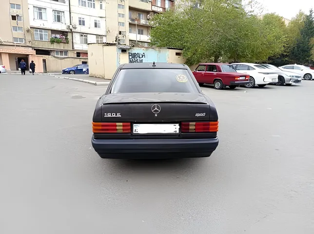 Mercedes 190, 2.0 L, 1990 i̇l, 325 410 km, Bakı - Qiymət: 3 900 ₼ - Tunel.az