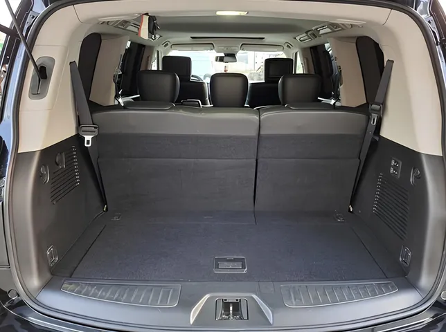 Infiniti QX56, 5.6 L, 2011 yıl, 250 000 km, Baku - Fiyat: 28 000 ₼ - Tunel.az