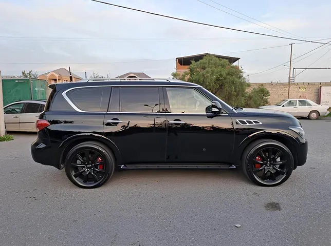 Infiniti QX56, 5.6 L, 2011 yıl, 250 000 km, Baku - Fiyat: 28 000 ₼ - Tunel.az
