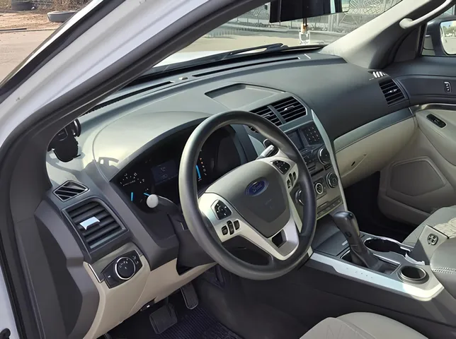 Ford Explorer, 2.0 L, 2014 year, 290 000 km, Baku - Price: 27 000 ₼ - Tunel.az