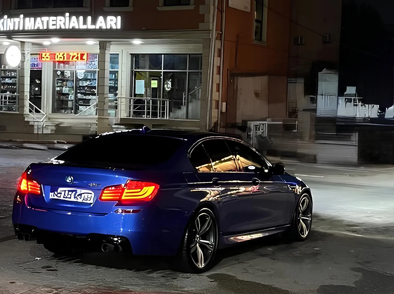 BMW M5, 4.4 L, 2012 год, 167 000 km, Баку - Цена: 51 000 ₼ - Tunel.az