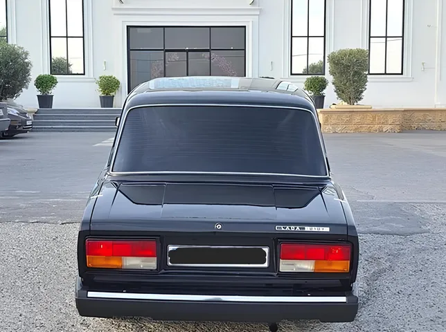 LADA (VAZ) 2107, 1.7 L, 2010 i̇l, 52 000 km, Bakı - Qiymət: 7 900 ₼ - Tunel.az