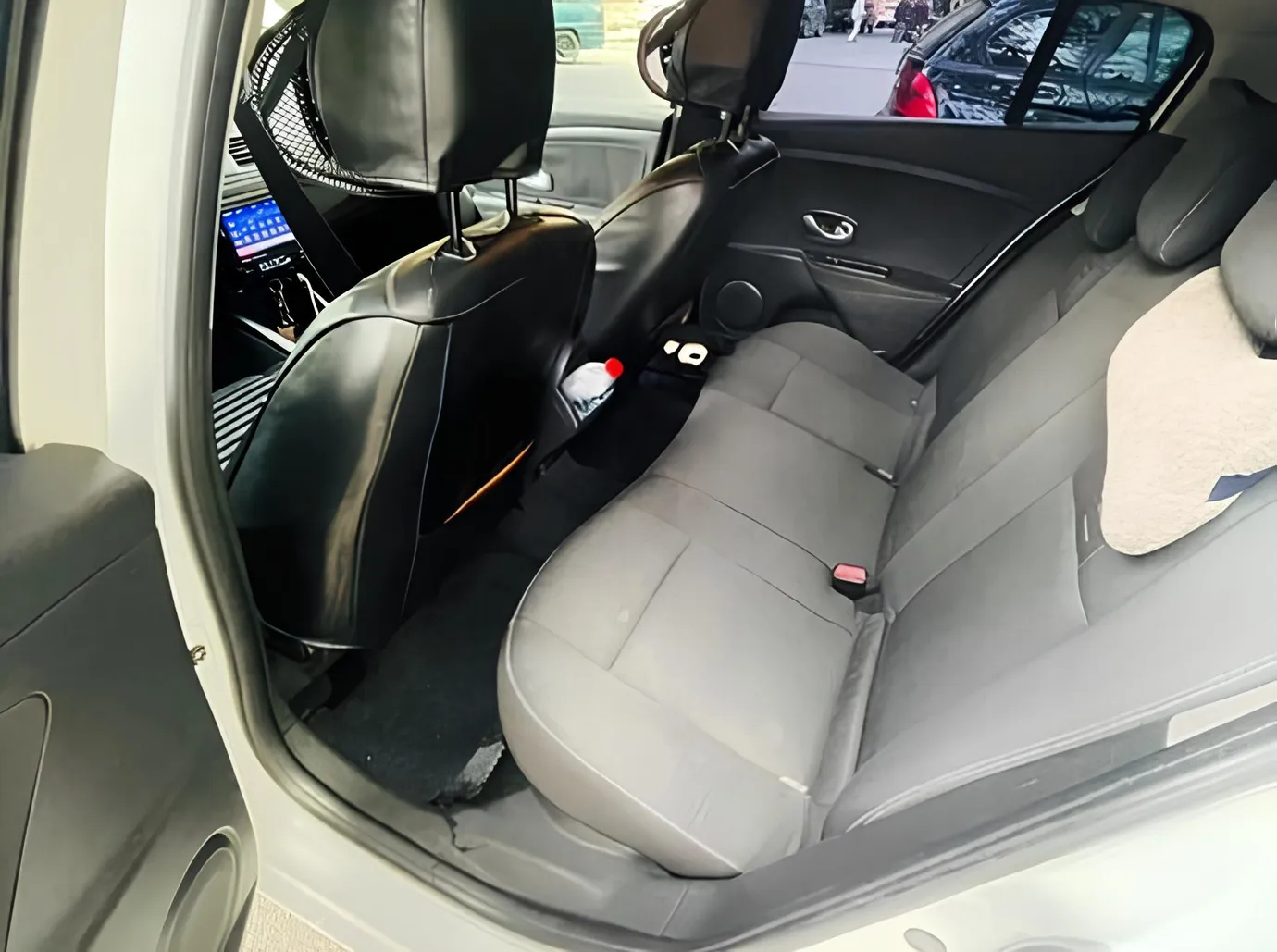 Renault Megane, 1.5 L, 2009 año, 447 000 km, Baku - Precio: 7 600 ₼ - Tunel.az