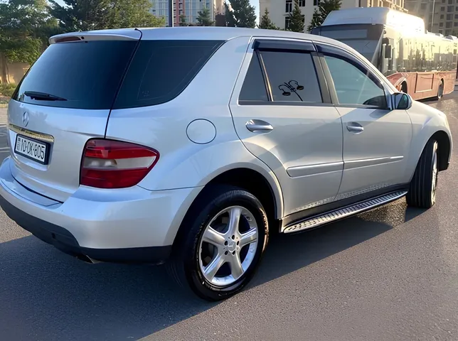 Mercedes ML 350 4MATIC, 3.0 L, 2006 año, 490 000 km, Baku - Precio: 18 000 ₼ - Tunel.az