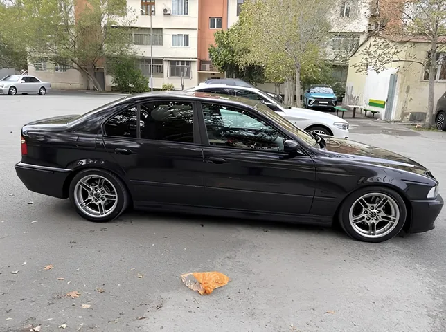 BMW 530, 3.0 L, 2000 baujahr, 207 500 km, Baku - Preis: 12 800 ₼ - Tunel.az