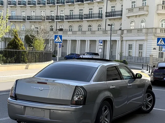 Chrysler 300C, 5.7 L, 2005 წელი, 206 000 km, Baku - ფასი: 15 000 ₼ - Tunel.az