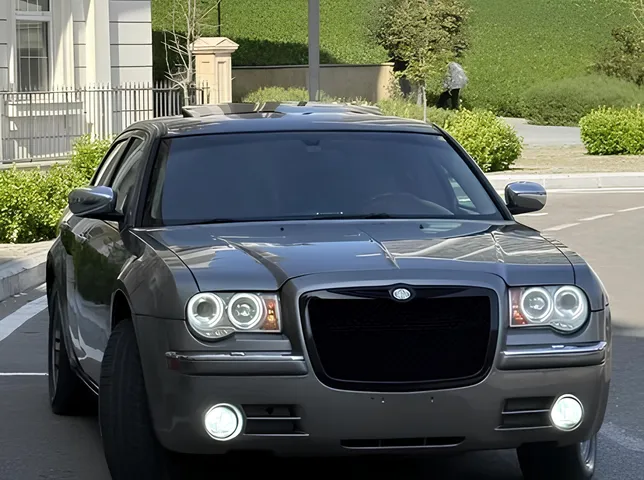 Chrysler 300C, 5.7 L, 2005 წელი, 206 000 km, Baku - ფასი: 15 000 ₼ - Tunel.az