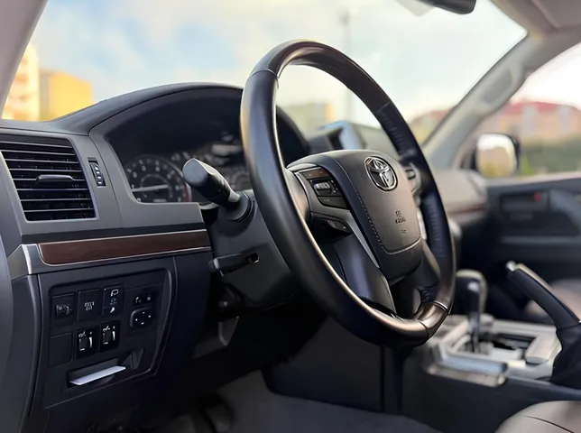 Toyota Land Cruiser, 4.0 L, 2018 año, 29 000 km, Baku - Precio: 103 700 ₼ - Tunel.az