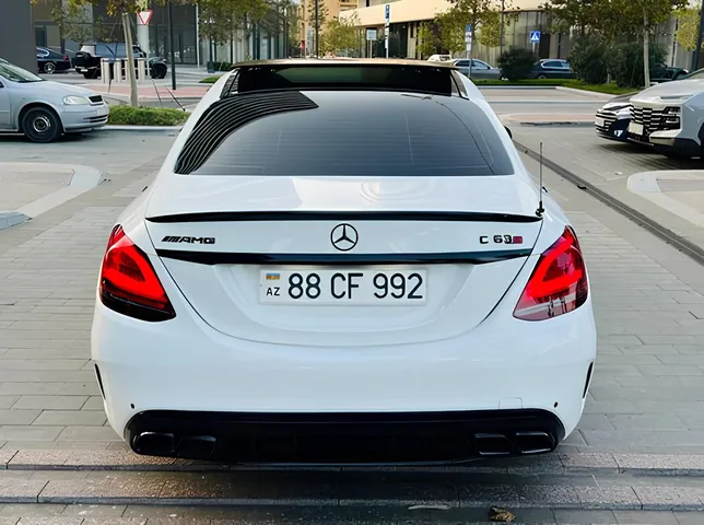 Mercedes C 300, 2.0 L, 2021 yıl, 79 350 km, Baku - Fiyat: 49 130 ₼ - Tunel.az