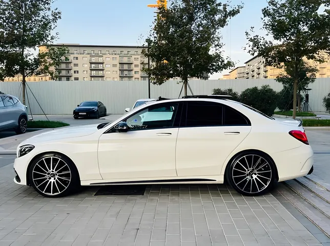 Mercedes C 300, 2.0 L, 2021 yıl, 79 350 km, Baku - Fiyat: 49 130 ₼ - Tunel.az