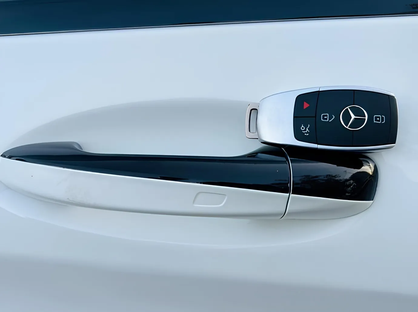 Mercedes C 300, 2.0 L, 2021 yıl, 79 350 km, Baku - Fiyat: 49 130 ₼ - Tunel.az