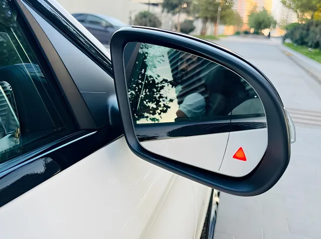 Mercedes C 300, 2.0 L, 2021 yıl, 79 350 km, Baku - Fiyat: 49 130 ₼ - Tunel.az