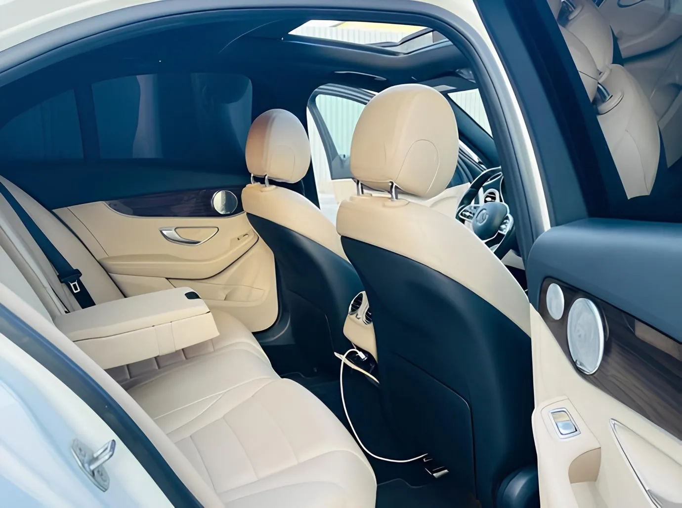 Mercedes C 300, 2.0 L, 2021 yıl, 79 350 km, Baku - Fiyat: 49 130 ₼ - Tunel.az