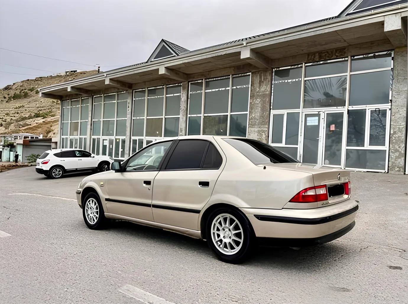 Iran Khodro Samand, 1.8 L, 2006 año, 210 000 km, Baku - Precio: 6 500 ₼ - Tunel.az