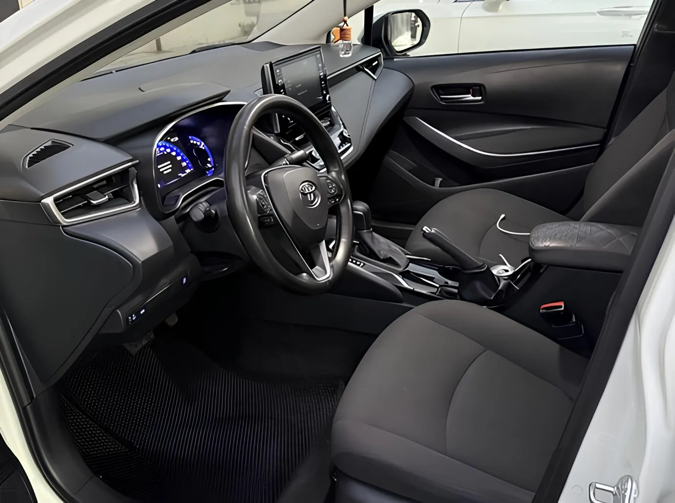 Toyota Corolla, 1.6 L, 2020 yıl, 205 000 km, Baku - Fiyat: 25 900 ₼ - Tunel.az