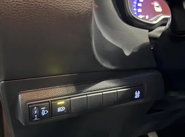 Toyota Corolla, 1.6 L, 2020 yıl, 205 000 km, Baku - Fiyat: 25 900 ₼ - Tunel.az