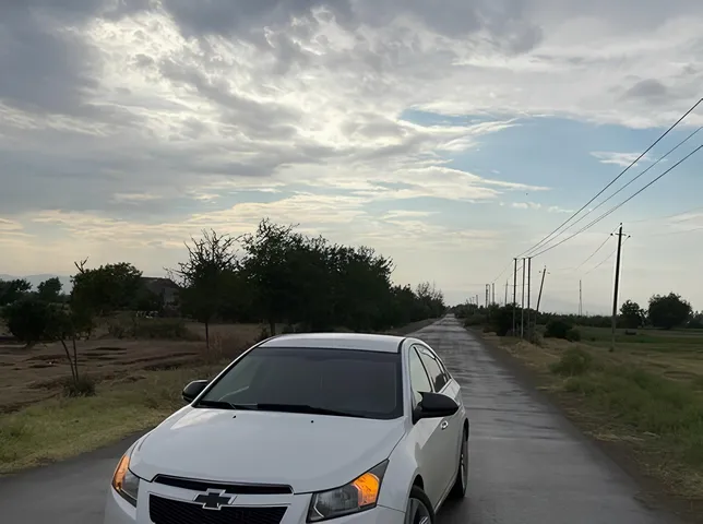 Chevrolet Cruze, 1.4 L, 2013 yıl, 270 000 km, Baku - Fiyat: 14 000 ₼ - Tunel.az