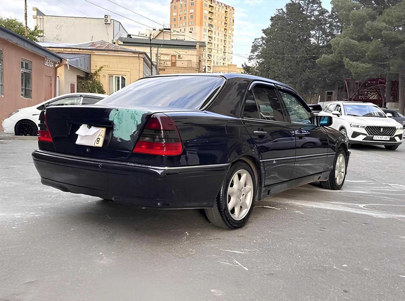 Mercedes C 230, 2.3 L, 1999 year, 300 000 km, Baku - Price: 8 300 ₼ - Tunel.az