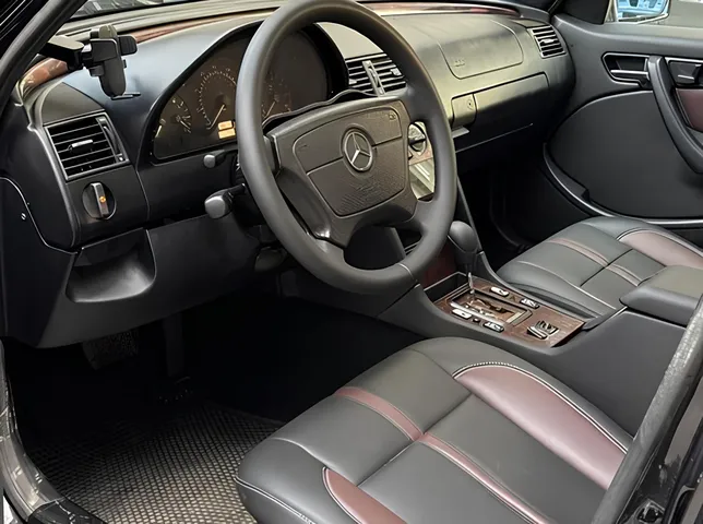 Mercedes C 230, 2.3 L, 1999 year, 300 000 km, Baku - Price: 8 300 ₼ - Tunel.az