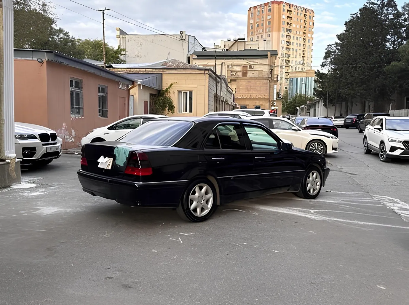 Mercedes C 230, 2.3 L, 1999 year, 300 000 km, Baku - Price: 8 300 ₼ - Tunel.az