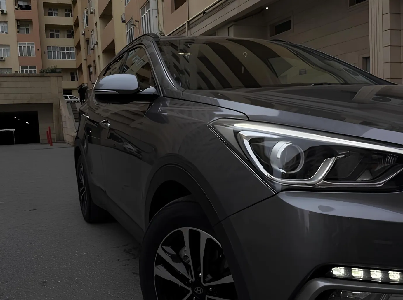 Hyundai Santa Fe, 2.0 L, 2016 ano, 269 323 km, Baku - Preço: 28 900 ₼ - Tunel.az