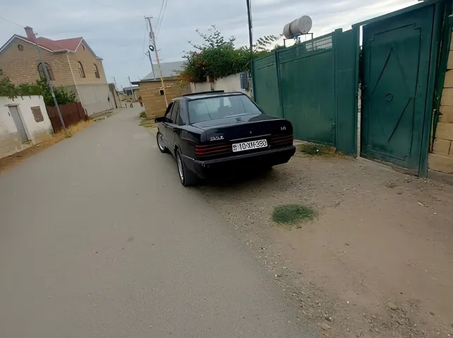 Mercedes 190, 1.8 L, 1992 i̇l, 484 000 km, Hacıqabul - Qiymət: 2 700 ₼ - Tunel.az