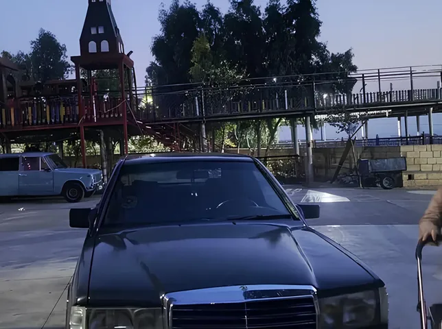 Mercedes 190, 1.8 L, 1992 i̇l, 484 000 km, Hacıqabul - Qiymət: 2 700 ₼ - Tunel.az