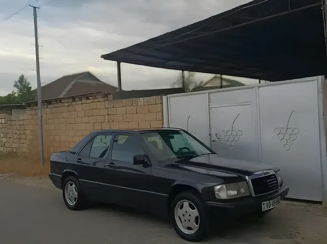 Mercedes 190, 1.8 L, 1992 i̇l, 484 000 km, Hacıqabul - Qiymət: 2 700 ₼ - Tunel.az
